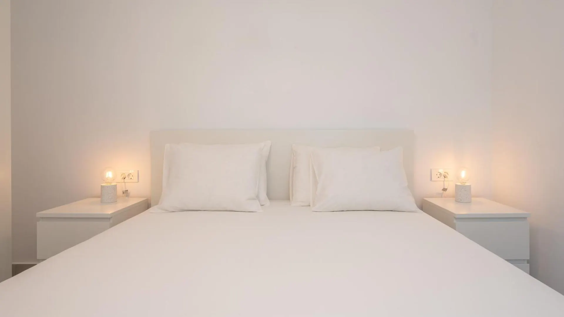 Beachfront Apartments Antonio Miro Croatia