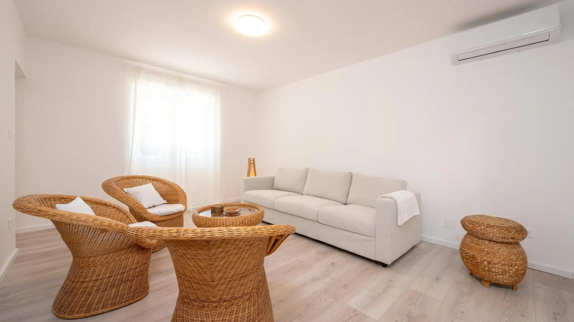 Beachfront Apartments Antonio Miro  Trogir