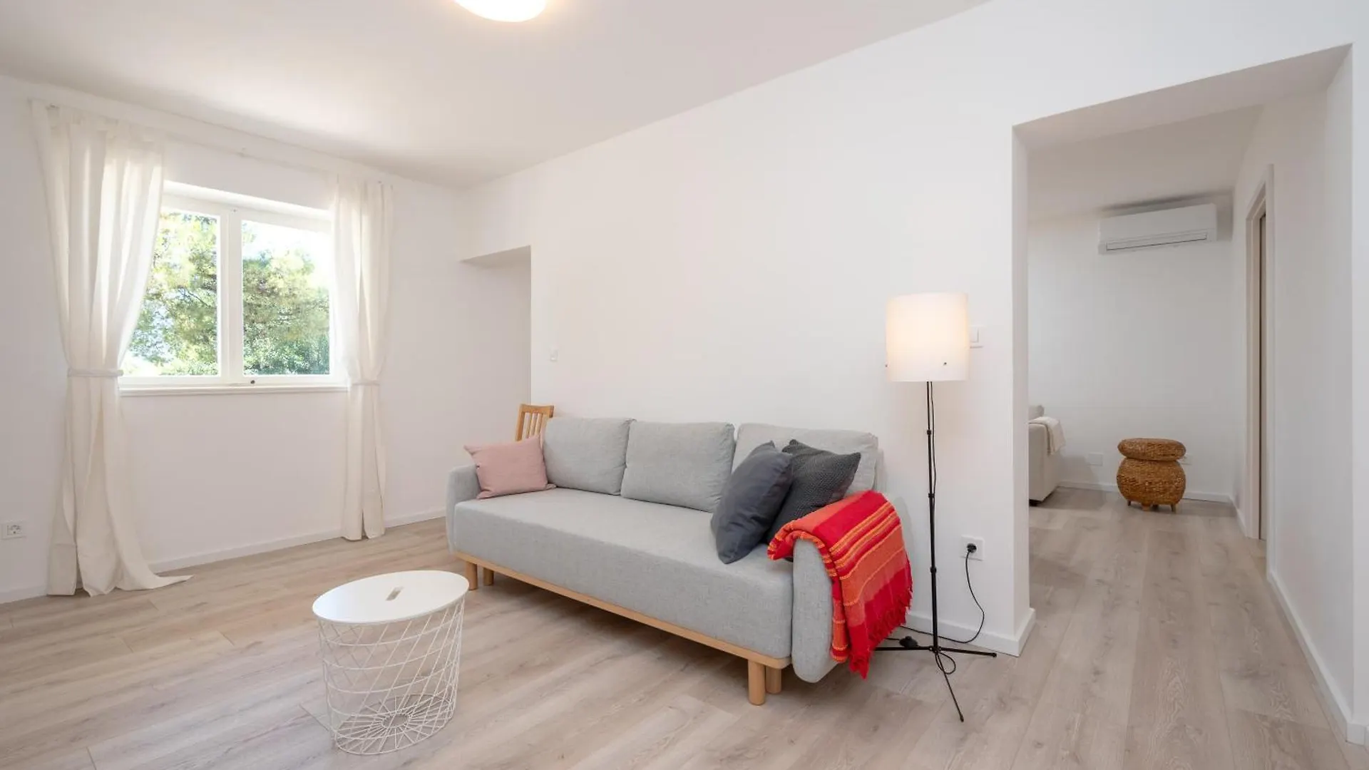Beachfront Apartments Antonio Miro Trogir
