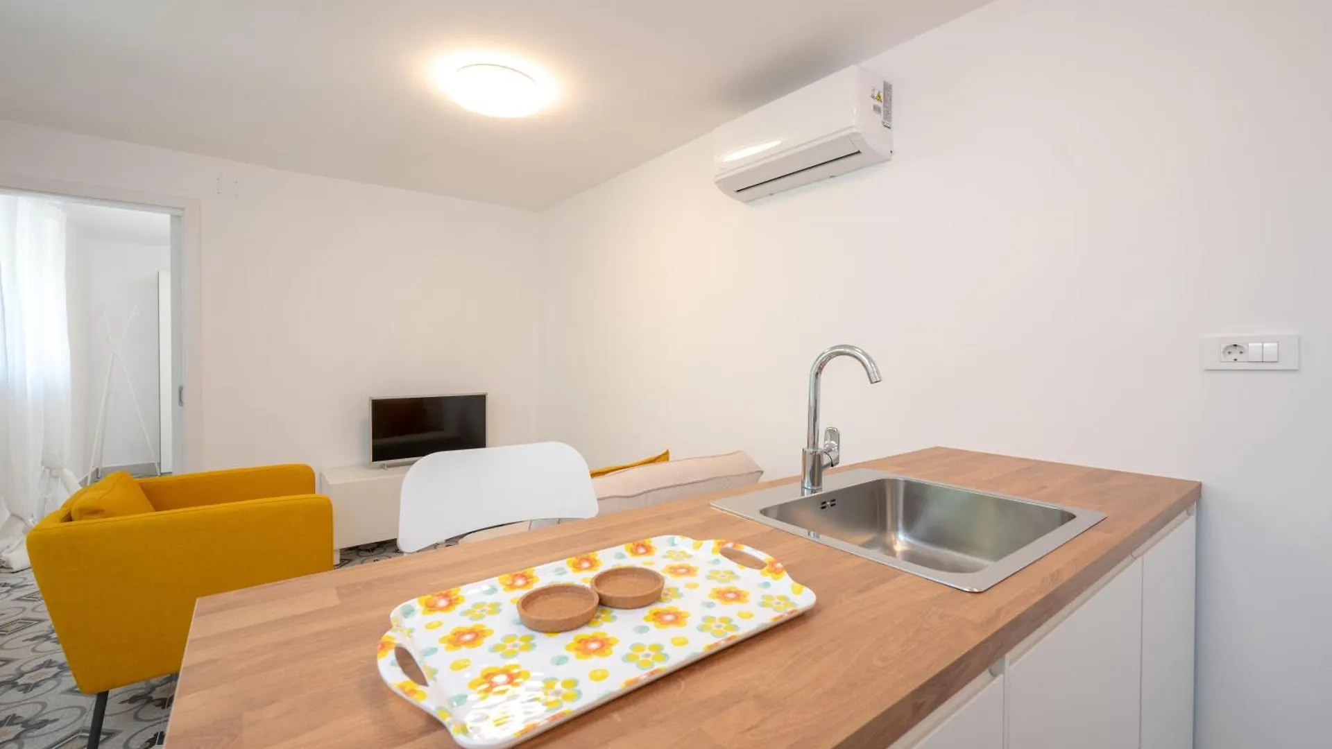 Beachfront Apartments Antonio Miro  Trogir